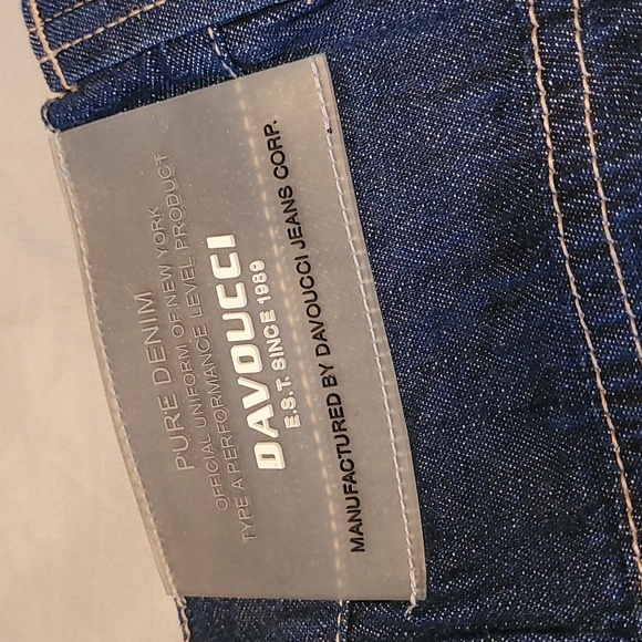 DAVOUCCI JEANS LIKE NEW - Picture 2 of 6